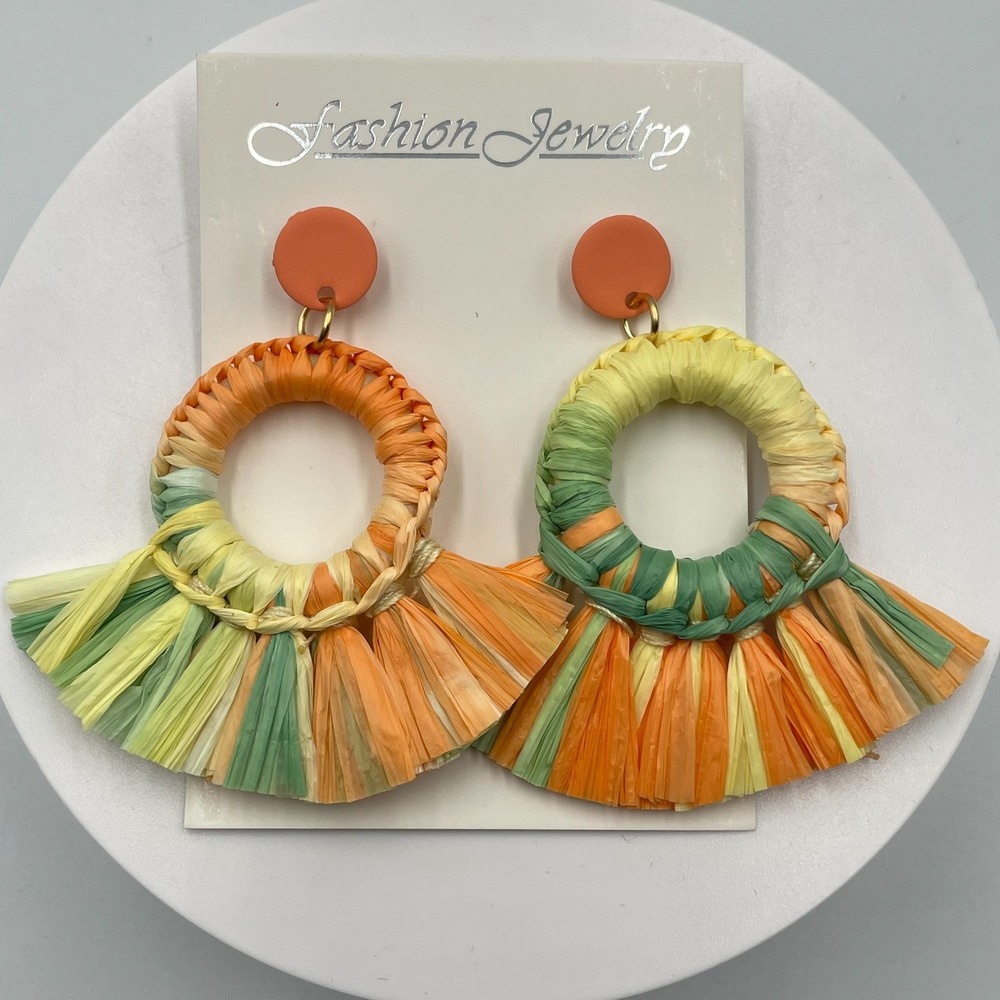 VTG Retro Boho Raffia Hoop Fringe Earrings Orange Yellow Green Woven Straw Drop